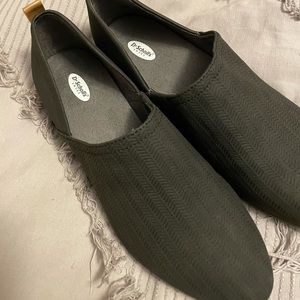 Dr. Scholl’s loafers. Dark gray, Size 7.
